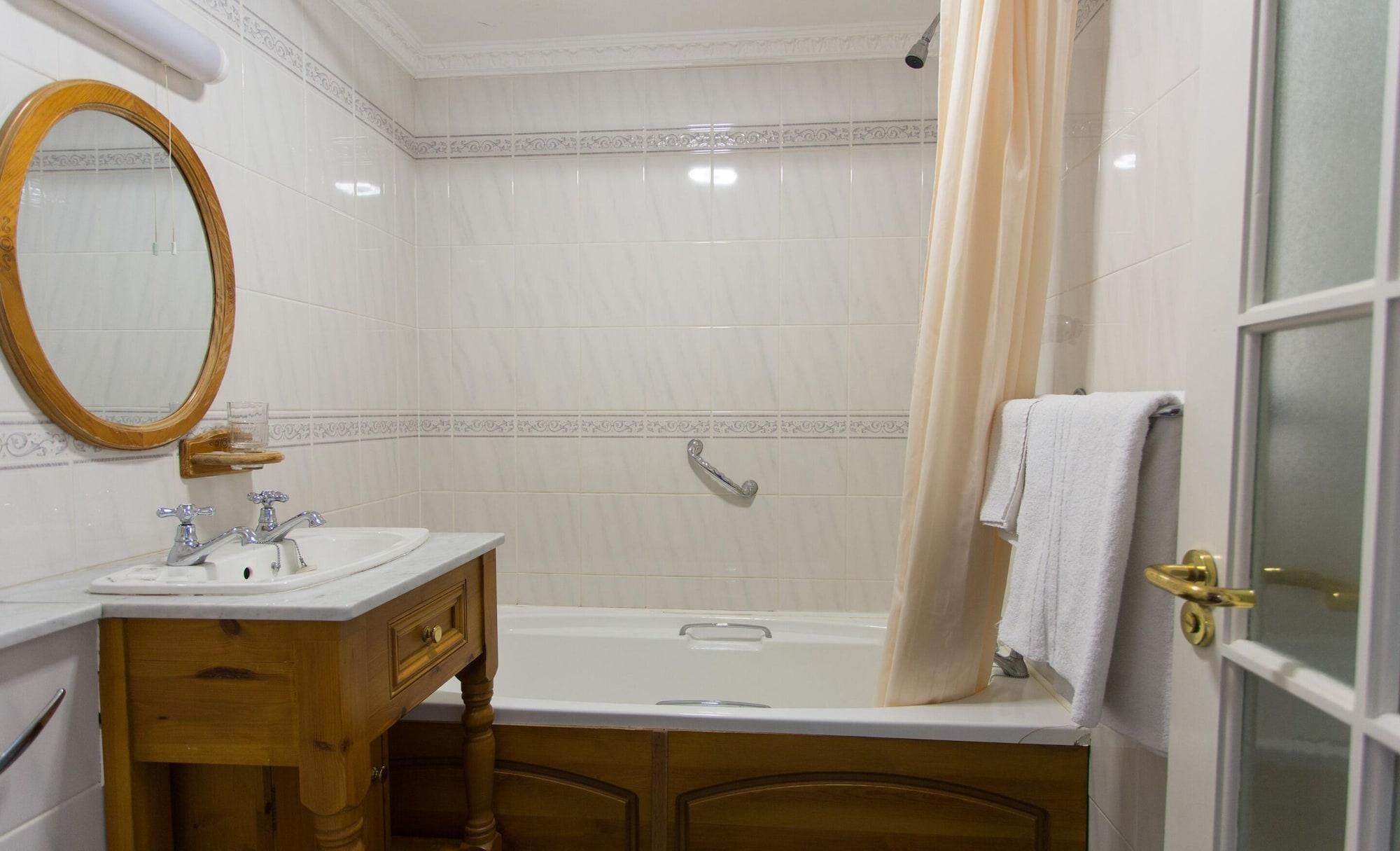 The Sandhouse Hotel And Marine Spa Donegal Town Bagian luar foto