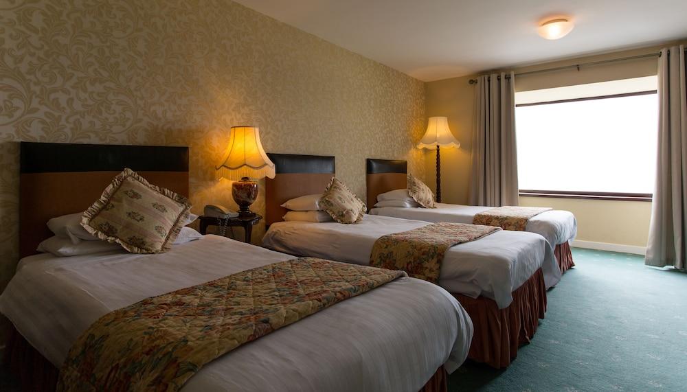 The Sandhouse Hotel And Marine Spa Donegal Town Bagian luar foto